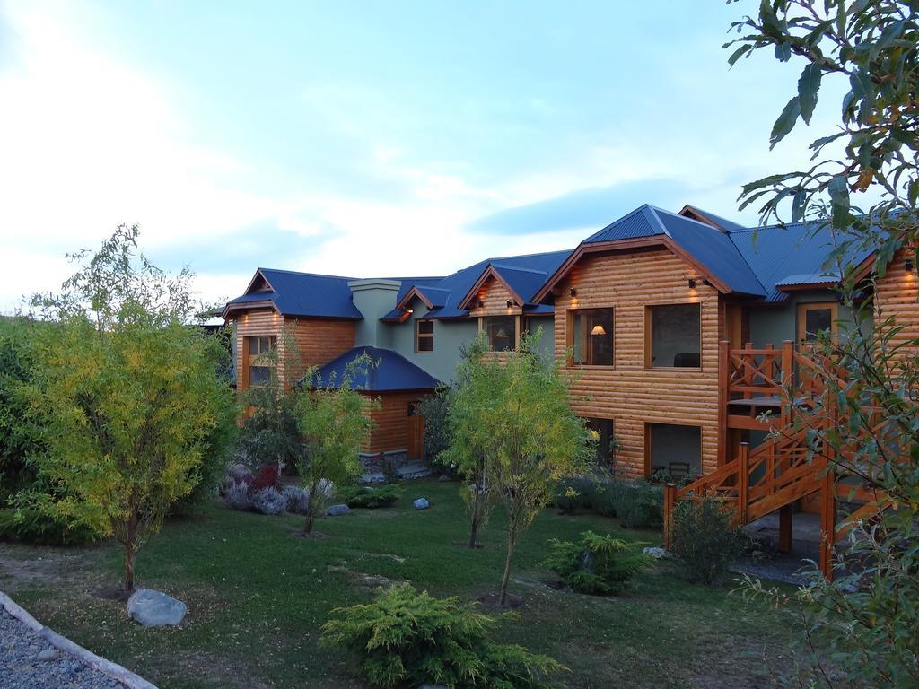 Hosteria Los Hielos Hotel El Calafate Exterior photo